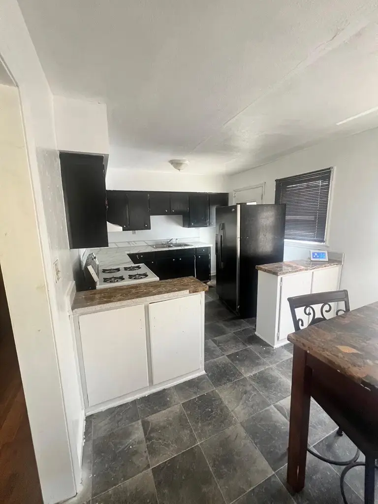 930 Charleston Avenue, Columbus, GA 31906 - #2