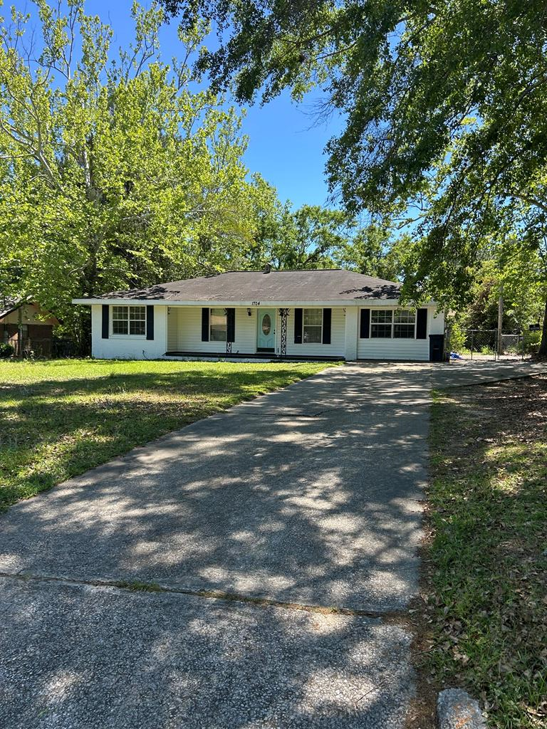 1704 Brougham Ct, Dothan, AL 36330 - #1
