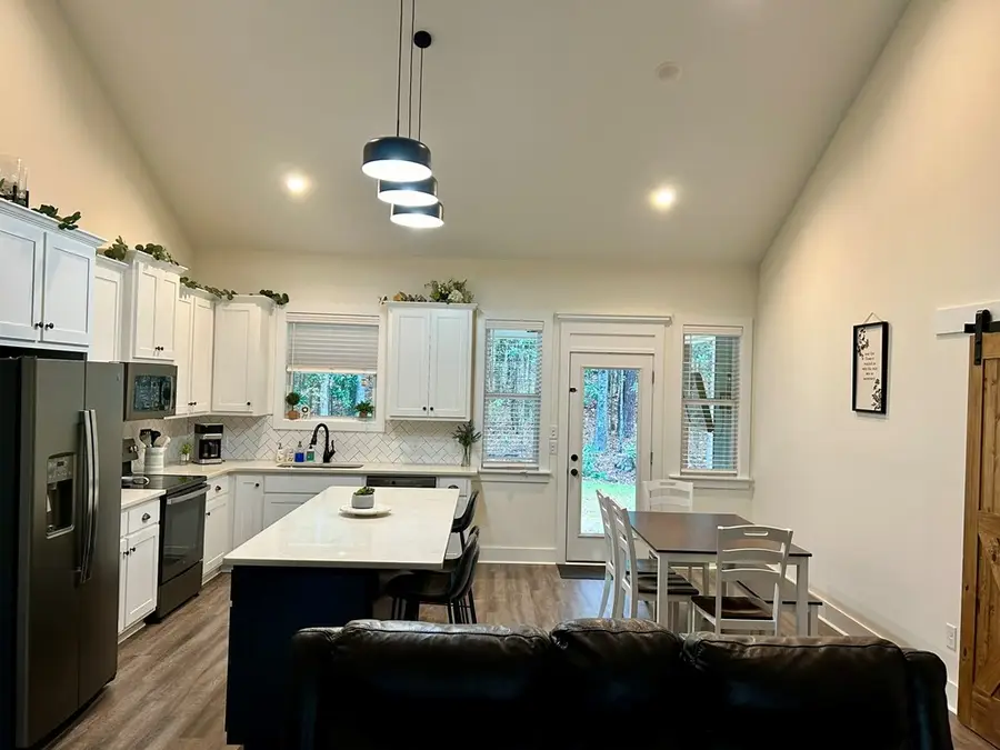 220 N Wood Avenue, Pine Mountain, GA 31822 - #3