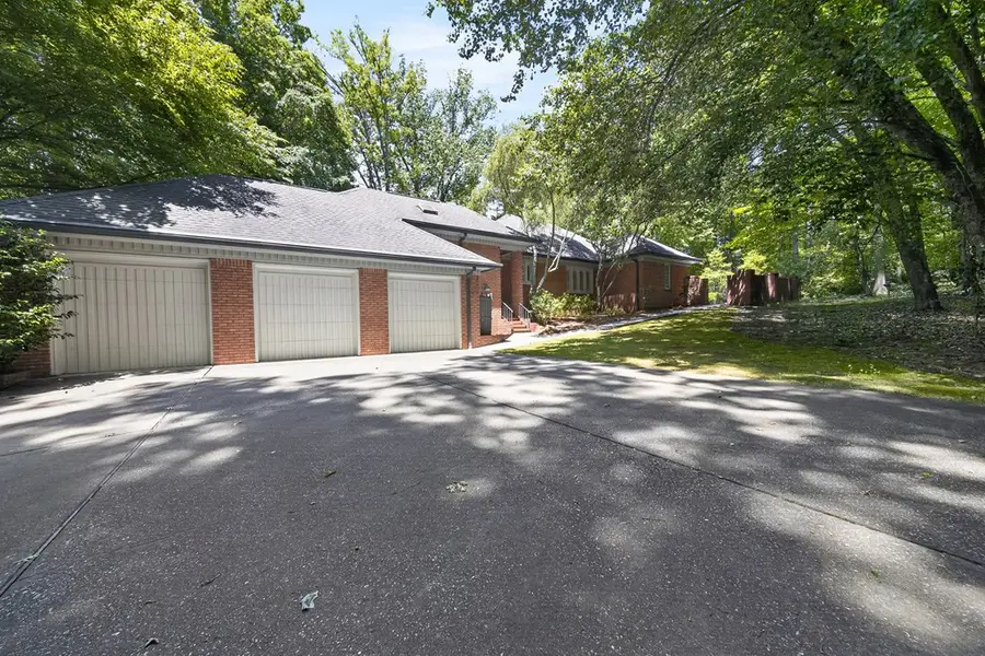 1 Stoneshoal Ct, Columbus, GA 31904 - #2