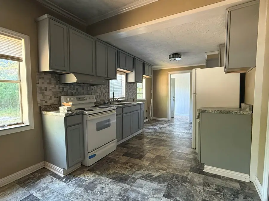 228 Academy Street, Americus, GA 31709 - #3