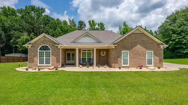 28 W Teddy Bear Lane, WAVERLY HALL, GA 31831