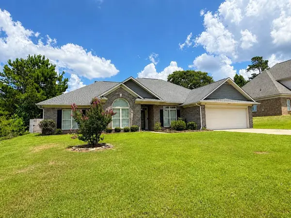 51 Treetop Hill, SMITHS STATION, AL 36877