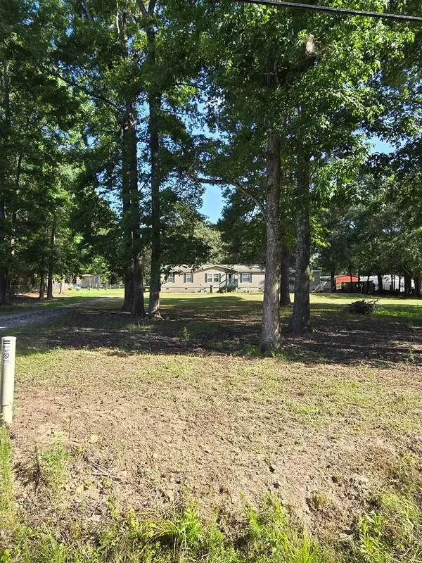 9 Gas Line Road, PHENIX CITY, AL 36870
