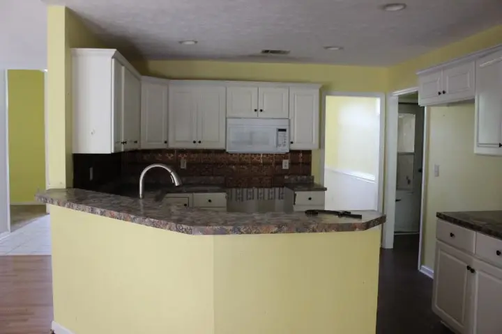 202 Foxdale Court, Lagrange, GA 30240 - #3