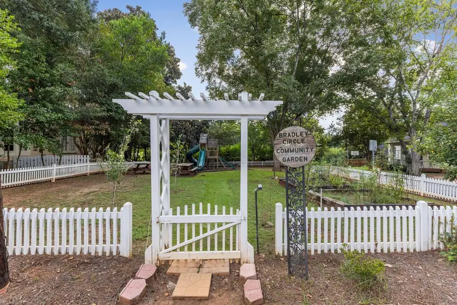 2910 Bradley Circle, Columbus, GA 31904 - #3