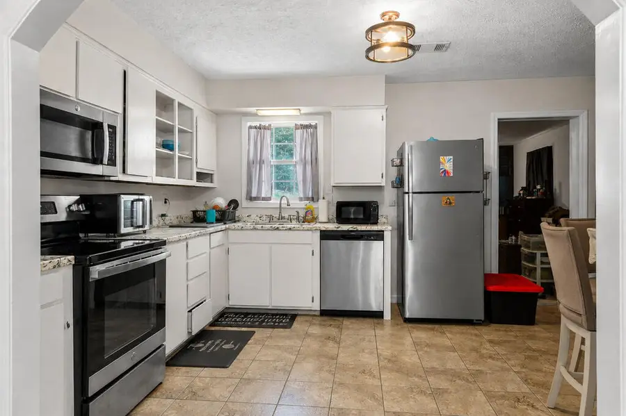 5228 Cunningham Drive, Columbus, GA 31909 - #3
