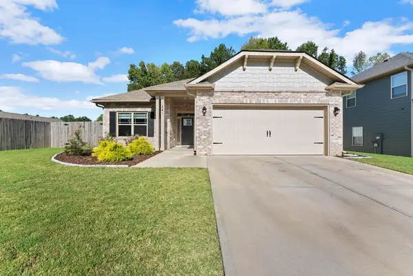 241 Magnolia Villas Drive, Cornelia, GA 30531