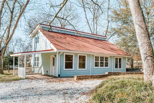 1103 Arnoldsville Road, Winterville, GA 30683