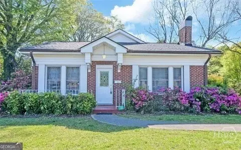 183 Athens Street, Hartwell, GA 30643