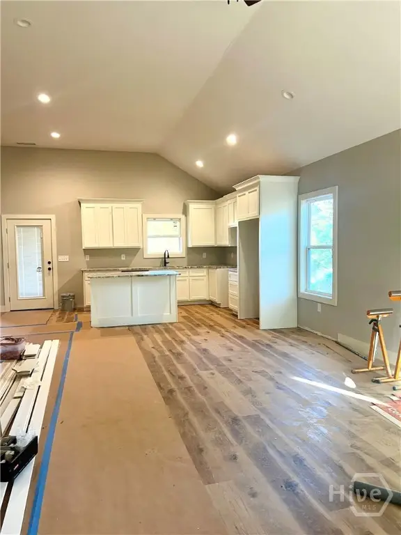 125 Laurel Avenue, Comer, GA 30629 - Image #2