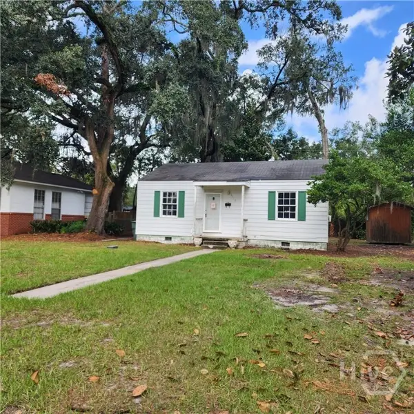2118 Fernwood Drive S, Savannah, GA 31404