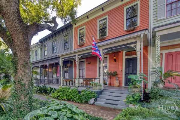 213 W Duffy Street, Savannah, GA 31401