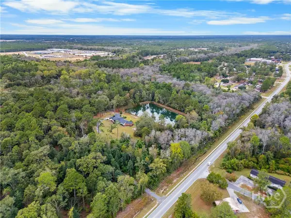 100 Morgan Drive, Jesup, GA 31545