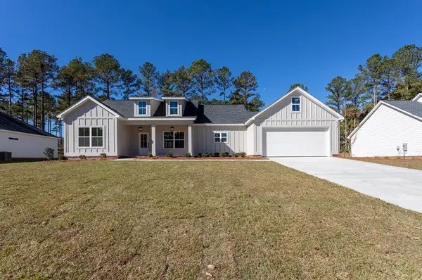 213 Bloomfield Lakes Dr., Thomasville, GA 31792