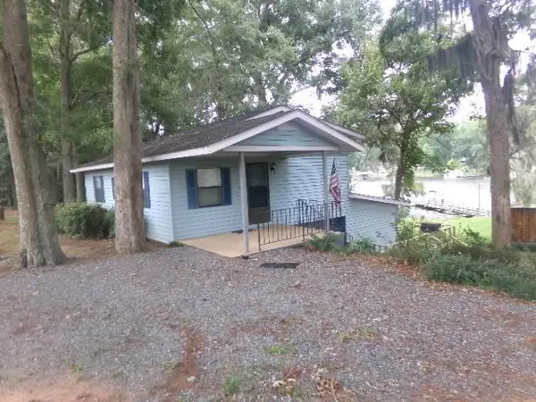 108 N Spring Creek Circle, Cobb, GA 31735