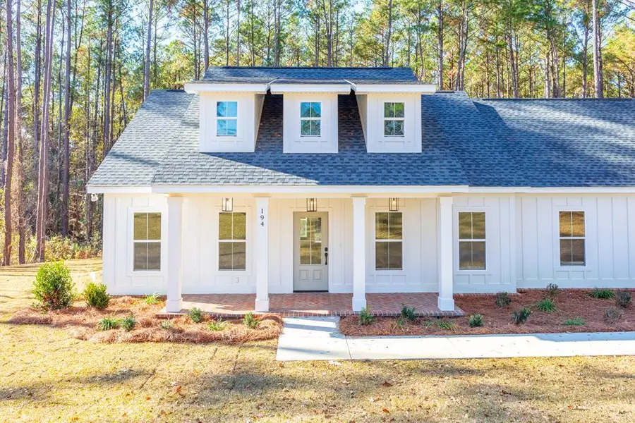 194 Blackberry Lane, Thomasville, GA 31792 - Image #2