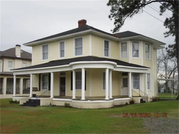 158 W Hand Ave., Pelham, GA 31779