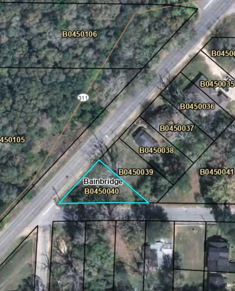 927 5th Ave, Bainbridge, GA 39817 - Image #2