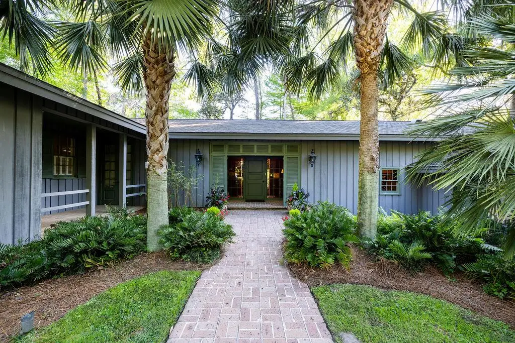 1300 Gordon Avenue, Thomasville, GA 31792 - Image #1