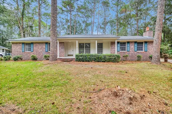 111 Greenleaf Ln, Thomasville, GA 31757