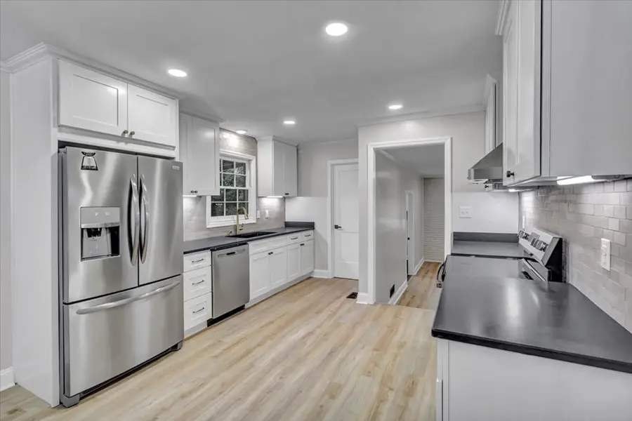 111 Greenleaf Ln, Thomasville, GA 31757 - #3