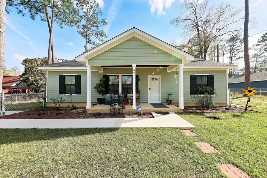 106 Harrell, Thomasville, GA 31792 - #2