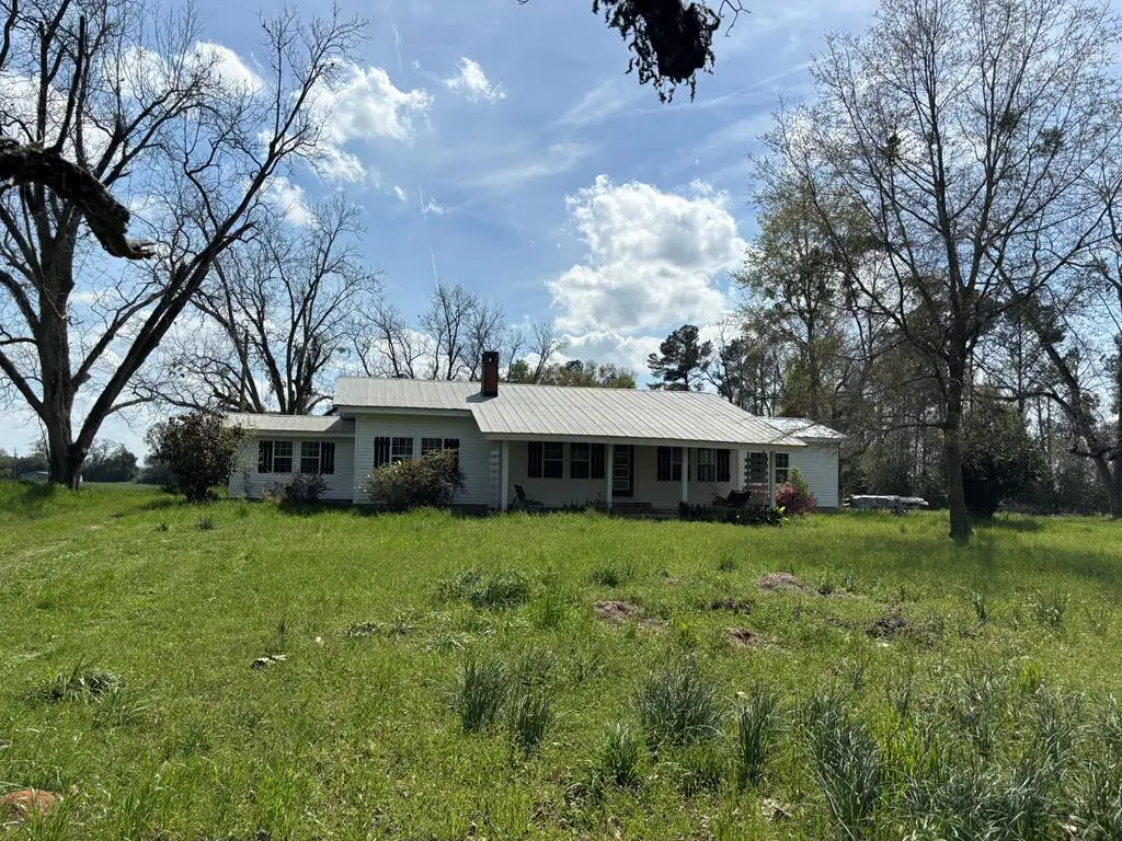 2195 Coffee Rd., Pavo Barwick, GA 31626 - #1