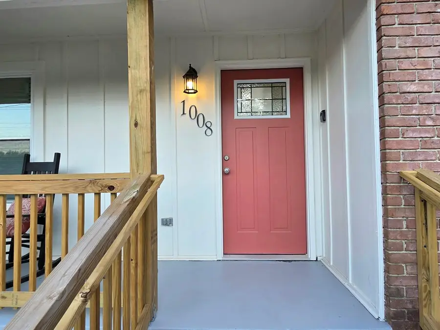 1008 N Young St., Thomasville, GA 31792 - #2