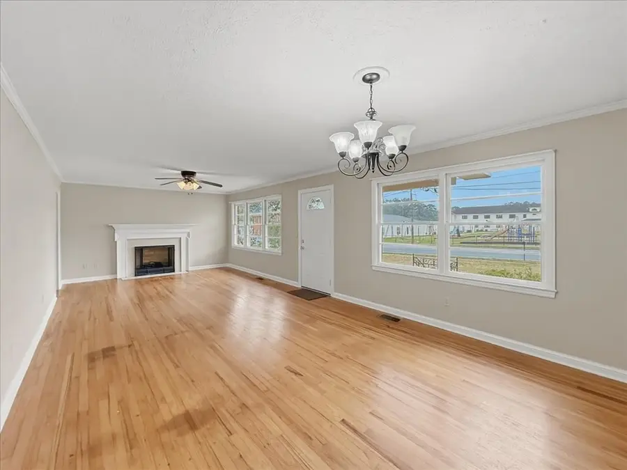 303 4th Ave Se, Cairo, GA 39828 - #2