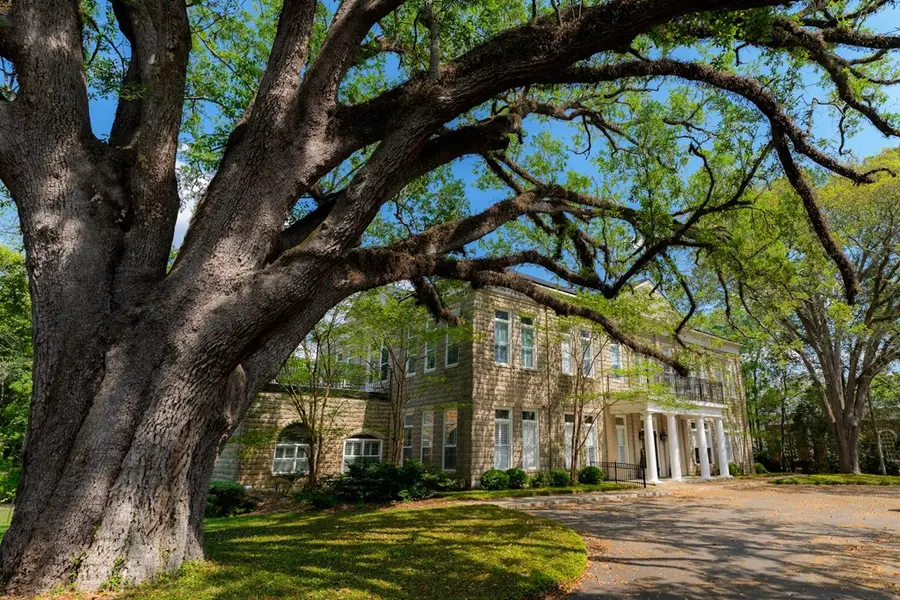 314 N. Dawson Street #204, Thomasville, GA 31792 - #3