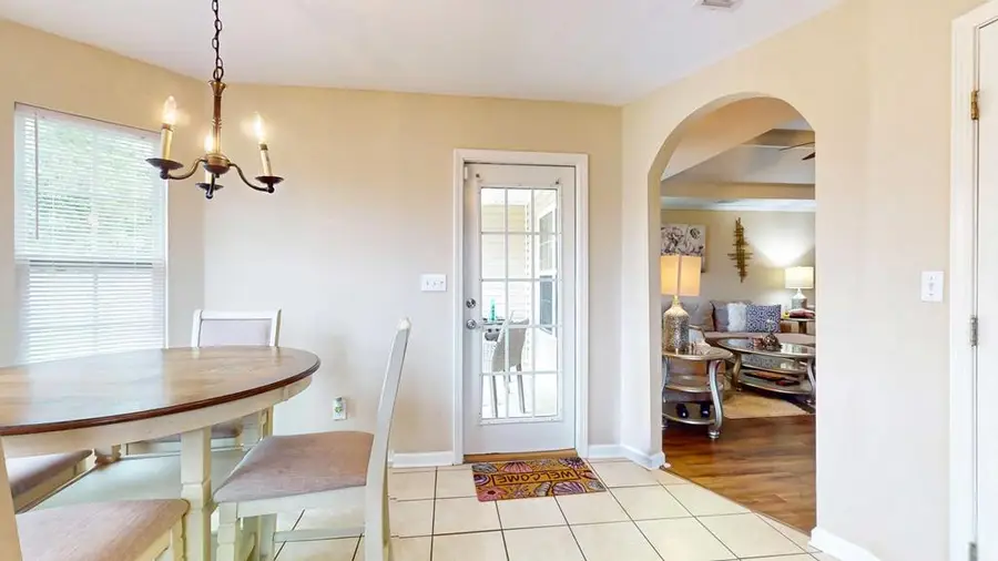 209 Hannah Ln, Thomasville, GA 31792 - #2