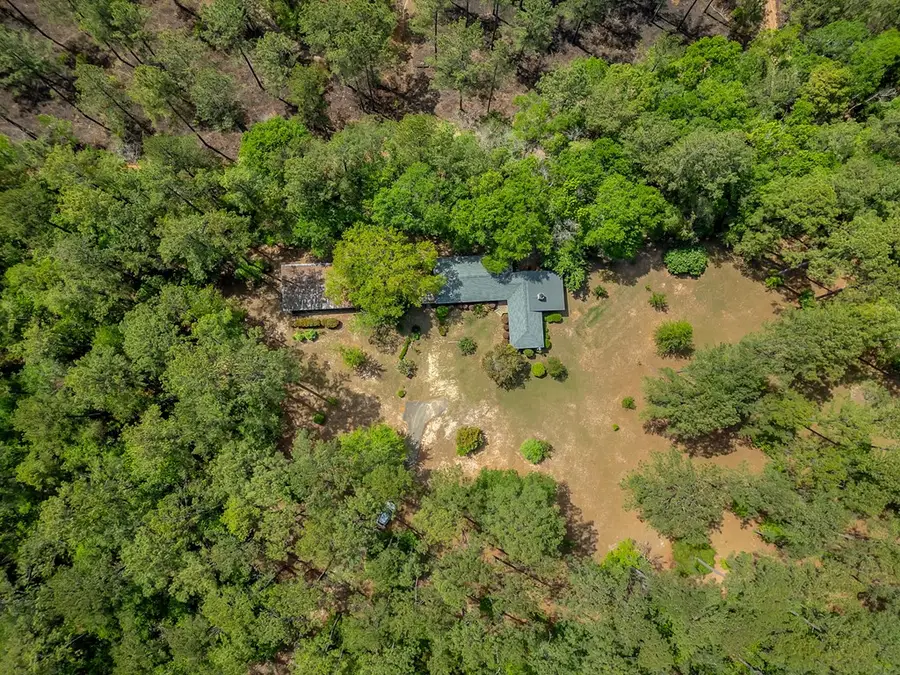 279 Indian Sink Trl, Thomasville, GA 31792 - #2