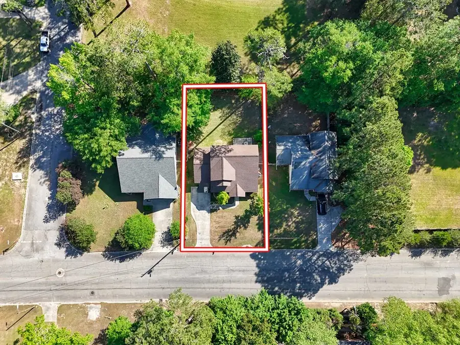 303 Clanton Street, Thomasville, GA 31792 - #3