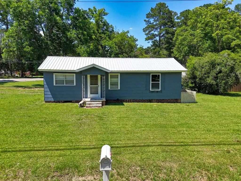 109 SE 15th Ave., Cairo, GA 39828 - #1