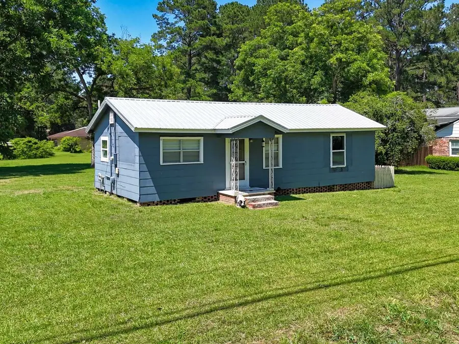 109 SE 15th Ave., Cairo, GA 39828 - #3