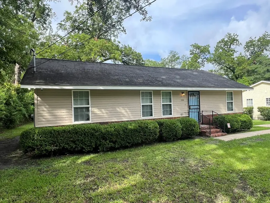 116 Feinberg St., Thomasville, GA 31792 - #2