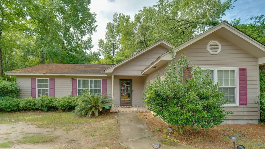 148 Persimmon St, Thomasville, GA 31792 - #2