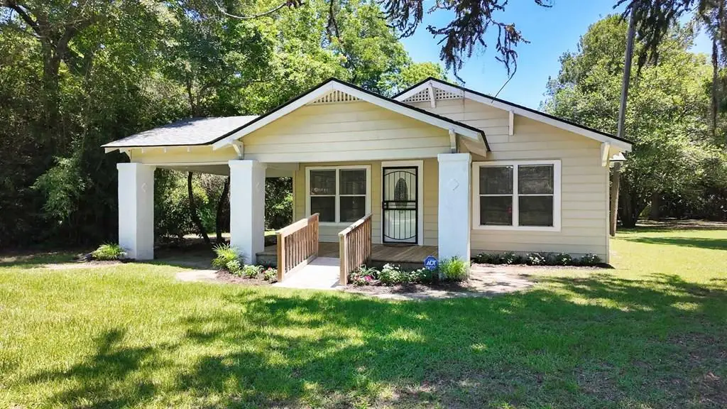 1227 Tallokas St., Moultrie, GA 31768 - #1