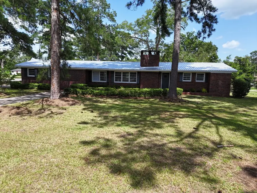 1401 Magnolia St., Thomasville, GA 31792 - #2