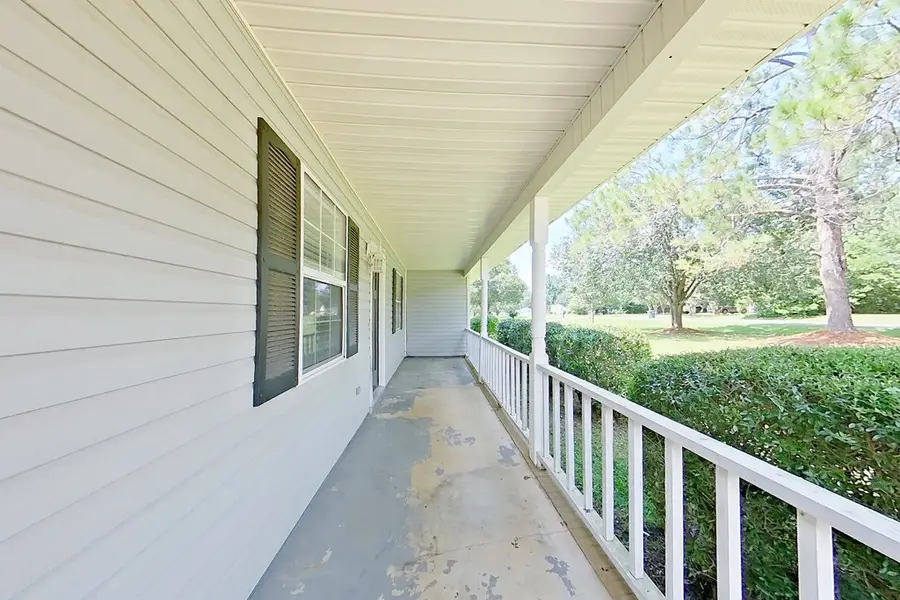 205 Spruce Pine Dr, Thomasville, GA 31757 - #2