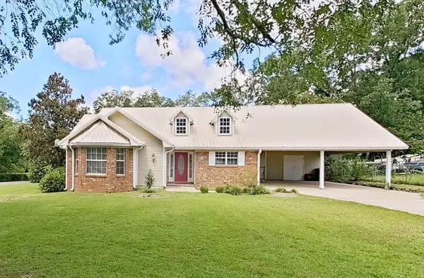 9 NE 25th St, Cairo, GA 39828