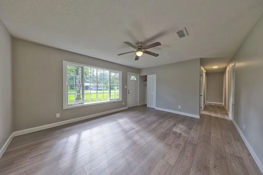 122 Royal Avenue, Thomasville, GA 31792 - #3