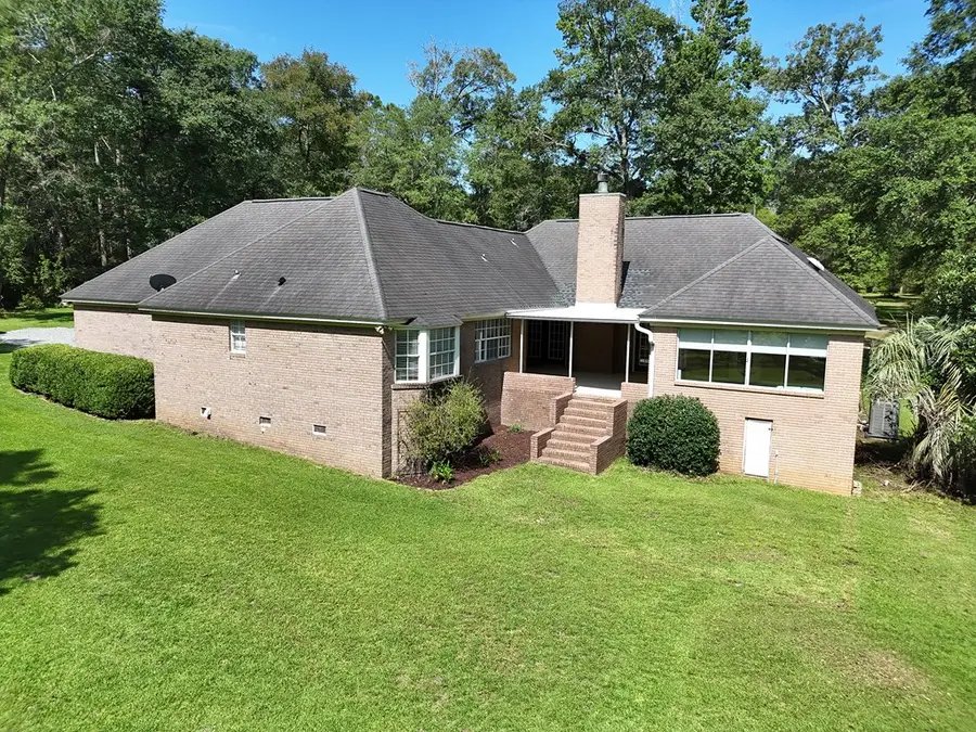 451 Beth Page Rd., Thomasville, GA 31792 - #3