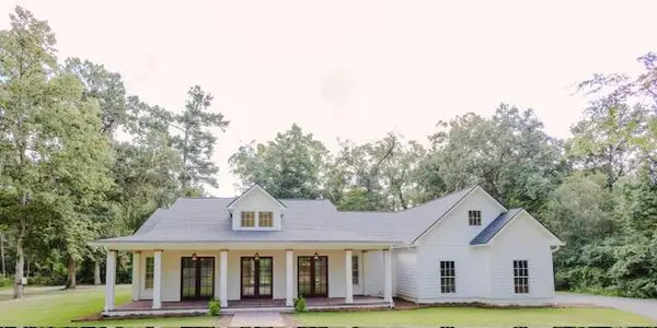 48 Camellia Dr, Thomasville, GA 31792
