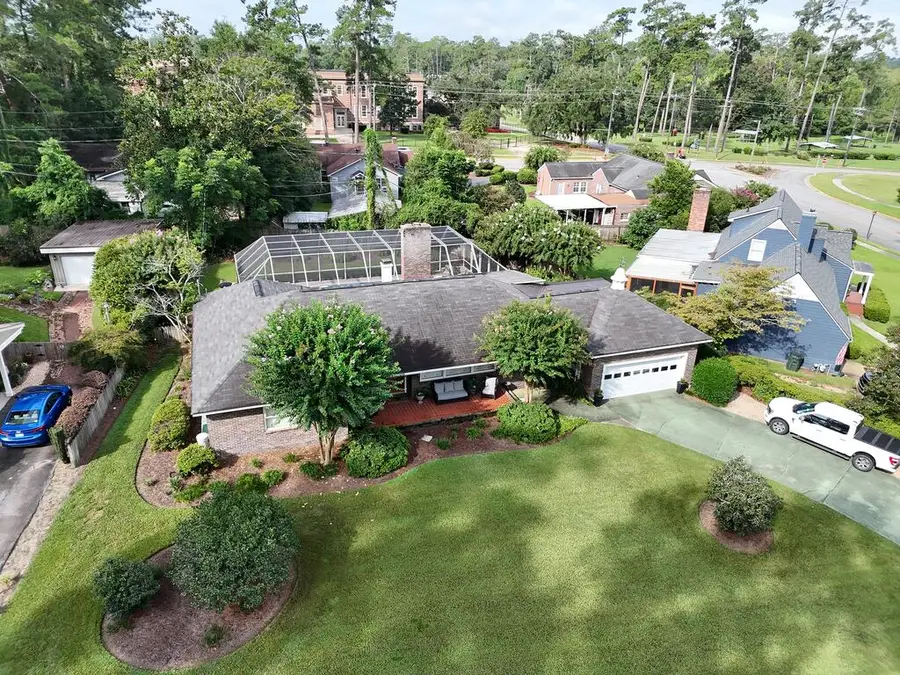 117 Myrtle Dr., Thomasville, GA 31792 - #2
