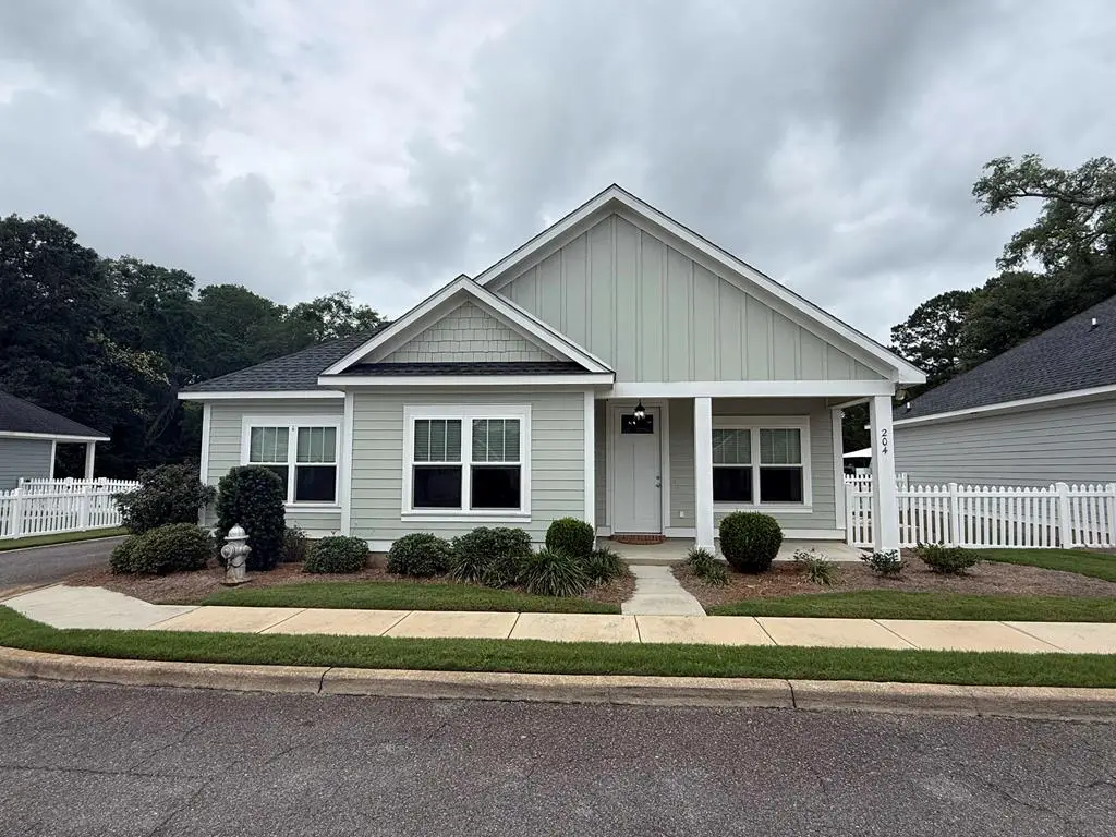 204 Jamestowne Way, Thomasville, GA 31757 - #1