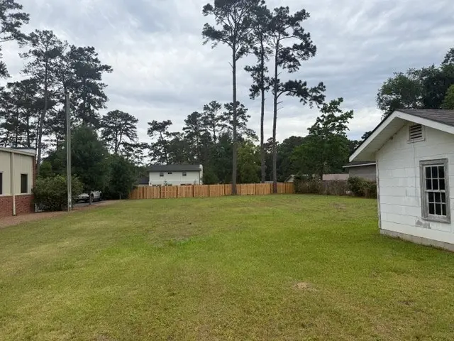 1217 E Jackson St., Thomasville, GA 31792 - #3