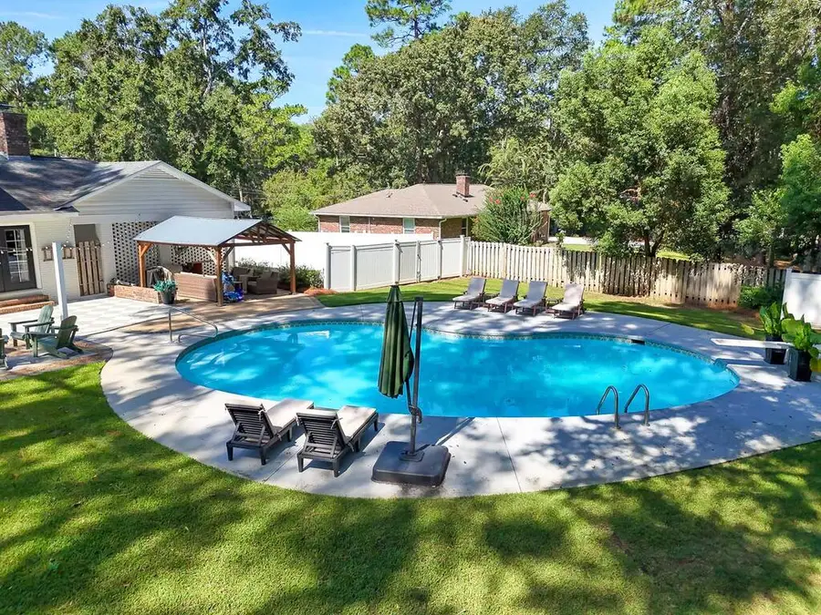 18 Hunters Glen Dr, Thomasville, GA 31792 - #3