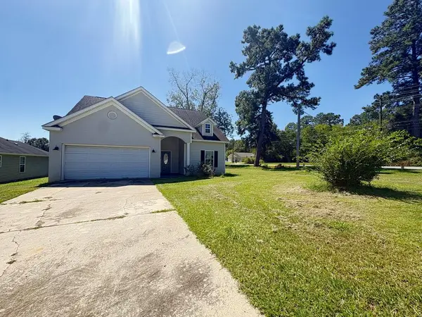 100 Grove Pointe Drive, Thomasville, GA 31792